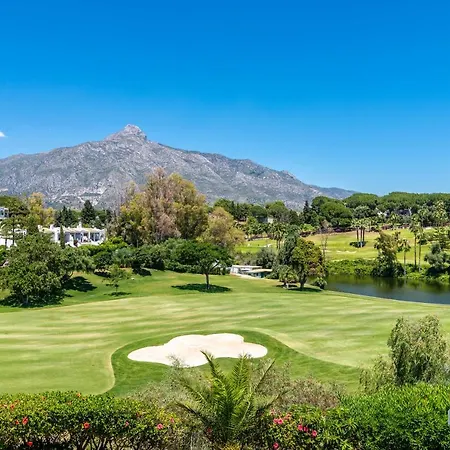 Duplex In Nueva Andalucia, Golfers Paradise * Μαρμπέλλα