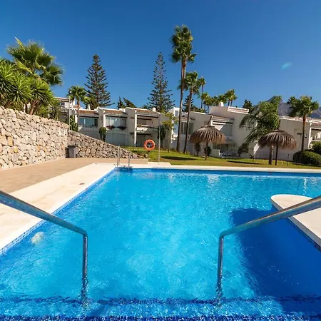 Duplex In Nueva Andalucia, Golfers Paradise Marbella