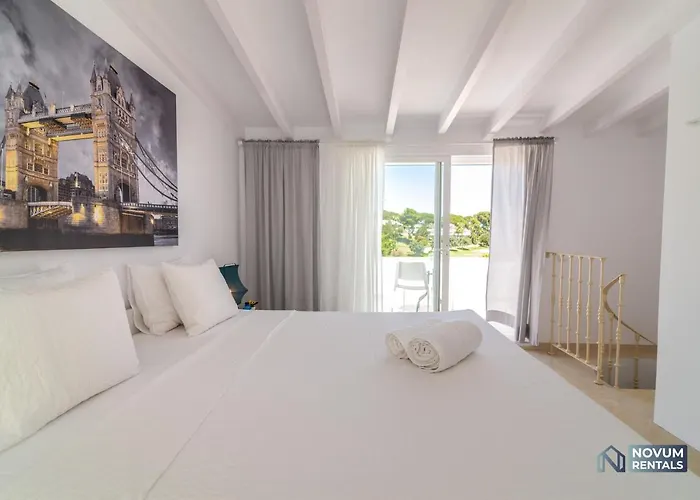 Duplex In Nueva Andalucia, Golfers Paradise Marbella