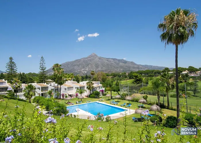 Duplex In Nueva Andalucia, Golfers Paradise *
