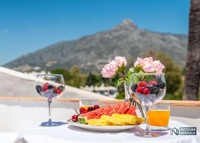 Duplex In Nueva Andalucia, Golfers Paradise