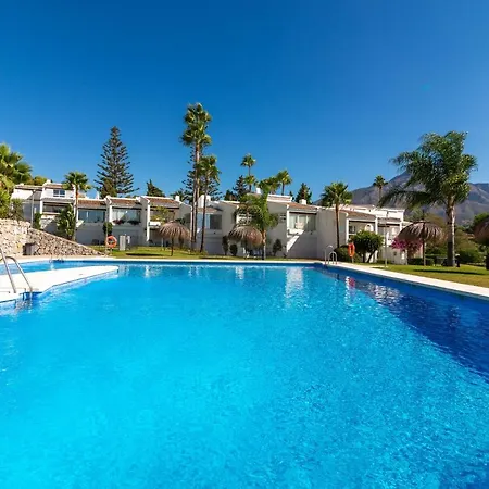 Duplex In Nueva Andalucia, Golfers Paradise Apartamento