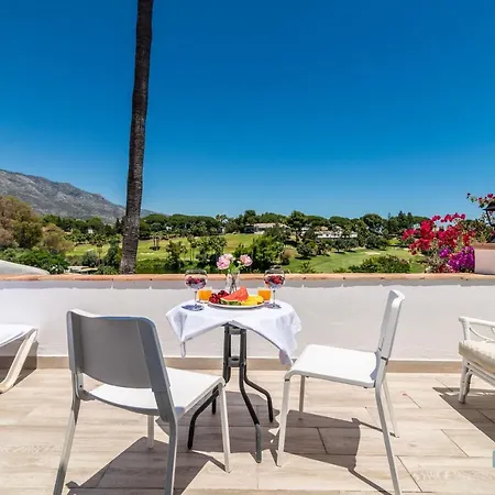 Apartamento Duplex In Nueva Andalucia, Golfers Paradise Marbella