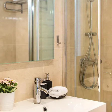 Apartamento Duplex In Nueva Andalucia, Golfers Paradise *