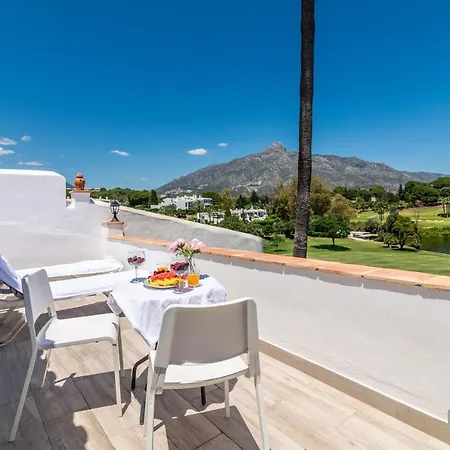 アパート Duplex In Nueva Andalucia, Golfers Paradise