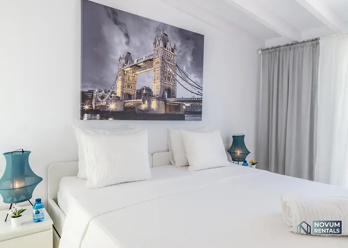 Duplex In Nueva Andalucia, Golfers Paradise Marbella